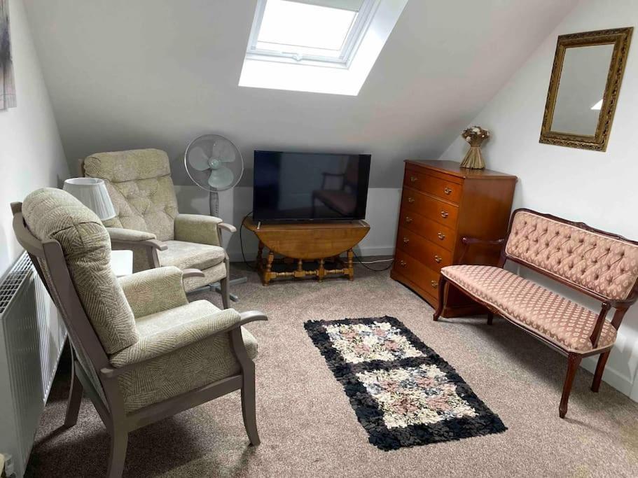 Helens Haven First Floor Apartment Via Stairs Preston  Exterior foto